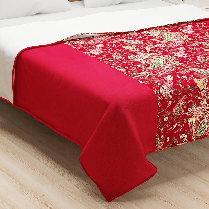 Crimson paisley bedsheet, luxury cotton bedding, 200 thread count bed linens, maroon floral pattern, garden-inspired bedspread, traditional paisley bed set, opulent bedding collection, crimson garden bedroom, artisanal paisley design, high-quality cotton bed sheets, regal bedroom decor, paisley cotton duvet set.