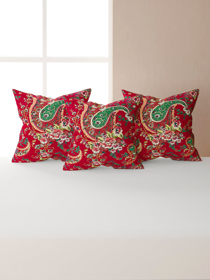 Crimson paisley bedsheet, luxury cotton bedding, 200 thread count bed linens, maroon floral pattern, garden-inspired bedspread, traditional paisley bed set, opulent bedding collection, crimson garden bedroom, artisanal paisley design, high-quality cotton bed sheets, regal bedroom decor, paisley cotton duvet set.