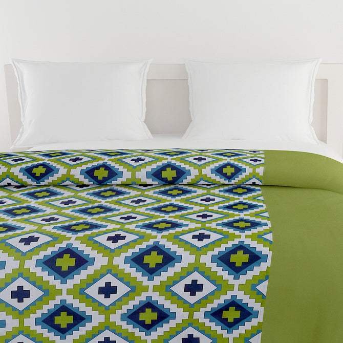 Symmetry in Spring - 200TC Vibrant Green Cotton AC Comforter