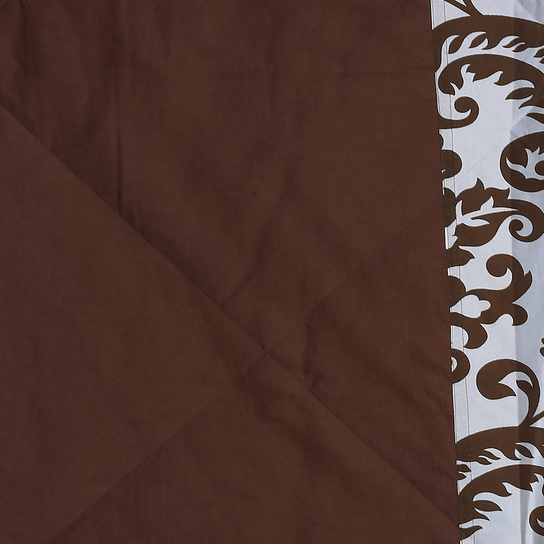 Baroque bedsheet set, geometric pattern bedding, 200 thread count cotton sheets, brown and white bedspread, luxury motif linens, chocolate brown bedroom decor, elegant cotton bed set, sophisticated bedroom design, baroque style duvet cover, classic home textiles, premium cotton bed linens.