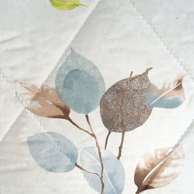 autumn leaf bedding, 250TC cotton satin bedspread, floral leaf design sheets, white and brown bedding, elegant bedroom decor, luxurious cotton satin bed linen, leafy autumn pattern, serene bedroom textiles, minimalistic nature design, high-quality cotton sheets, stylish floral bedding, peaceful sleep environment